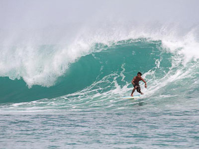 Ujung Kulon - Surfing Panaitan Island